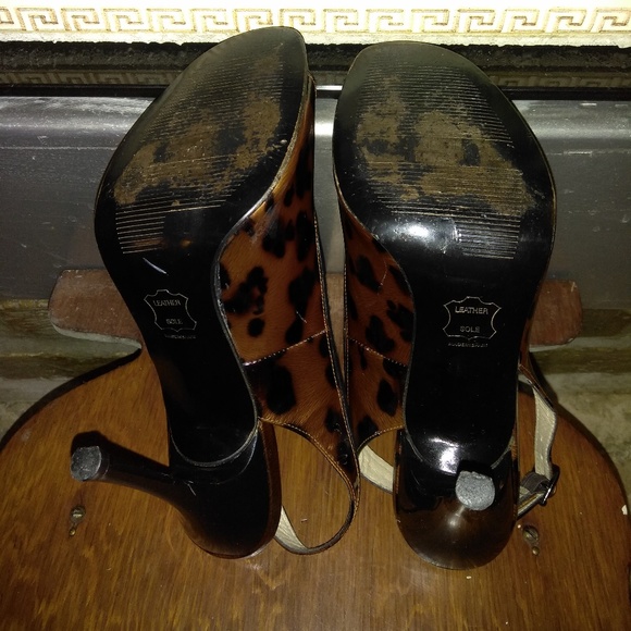 Stuart Weitzman Patent Leather Leopard Slngback - Picture 5 of 8